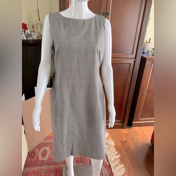 45% wool blend Light gray plaid straight style dress just at knee Eu44 US 12 - Picture 5 of 16